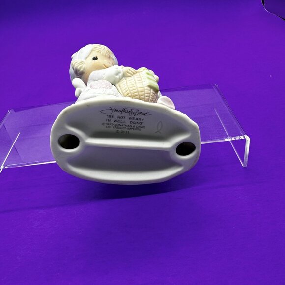 Precious Moments Figure Be Not Weary In Well Doing E-3111 1979 Girl w Basket of - Picture 7 of 7